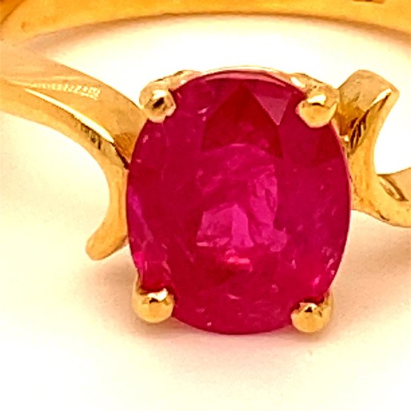 Burmese Ruby 2.85ct 18K Solid Gold Ring - Picture 6 of 6